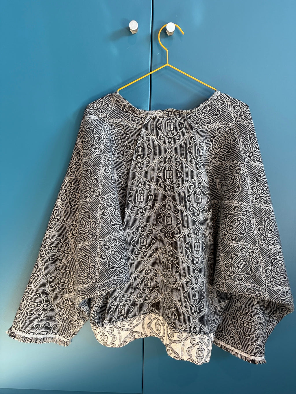 Darkblue/Grey jacquard top